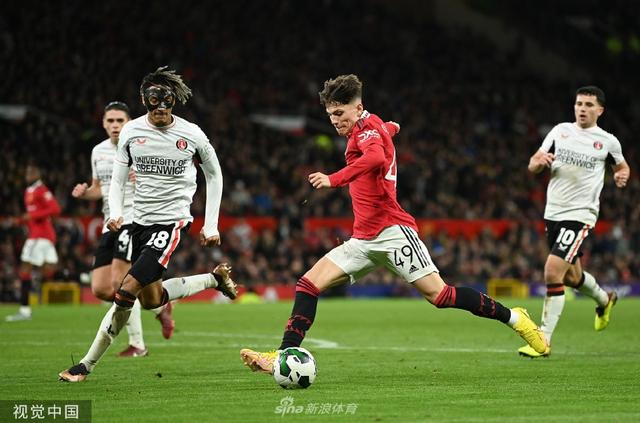 赛都充满了 赛都充满了